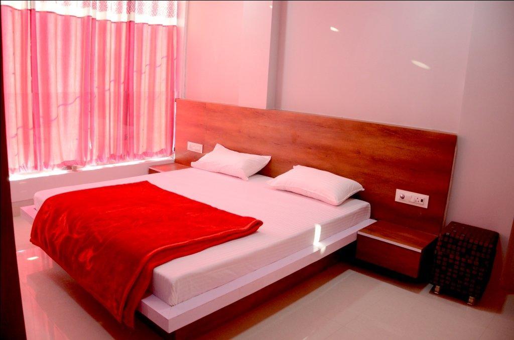 Hotel Tathastu Ujjain Exterior photo
